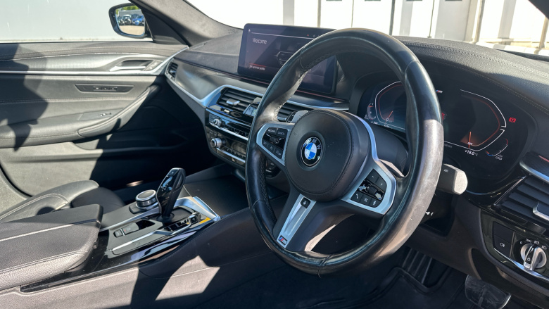 BMW 5 Series 530d xDrive MHT M Sport 4dr Auto Diesel Saloon